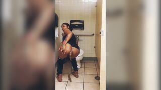 Shitting black girl, ScatKings.com Scat Porn 13 ScatKings.com Scat Porn